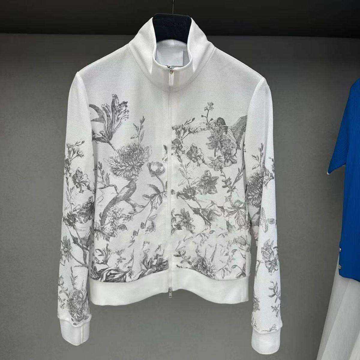 New Women's Golf Jacket: Stand - Golf Scorecard Holder recension och pris